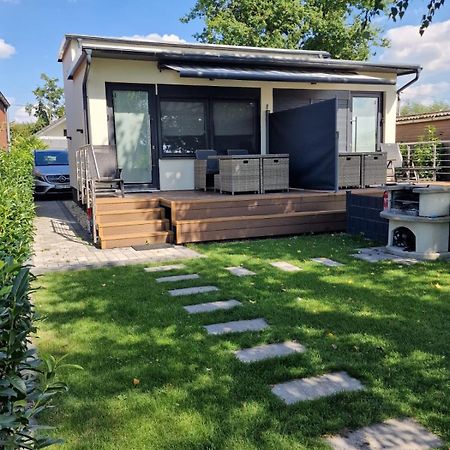 Ferienhaus Am See Hungen Экстерьер фото