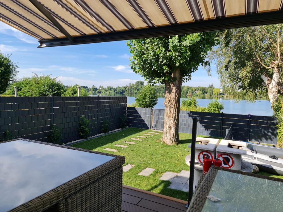 Ferienhaus Am See Hungen Экстерьер фото